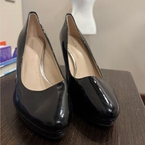 Coach pumps size 9